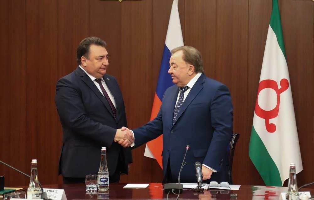 Глава г.Малгобек поздравил с днем рождения Председателя Правительства Ингушетии В.В.Сластенина.