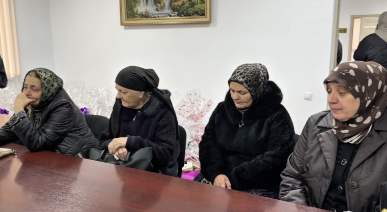 В преддверии Международного женского дня в  Малгобеке прошла трогательная акция, призванная выразить поддержку и уважение семьям погибших участников СВО.